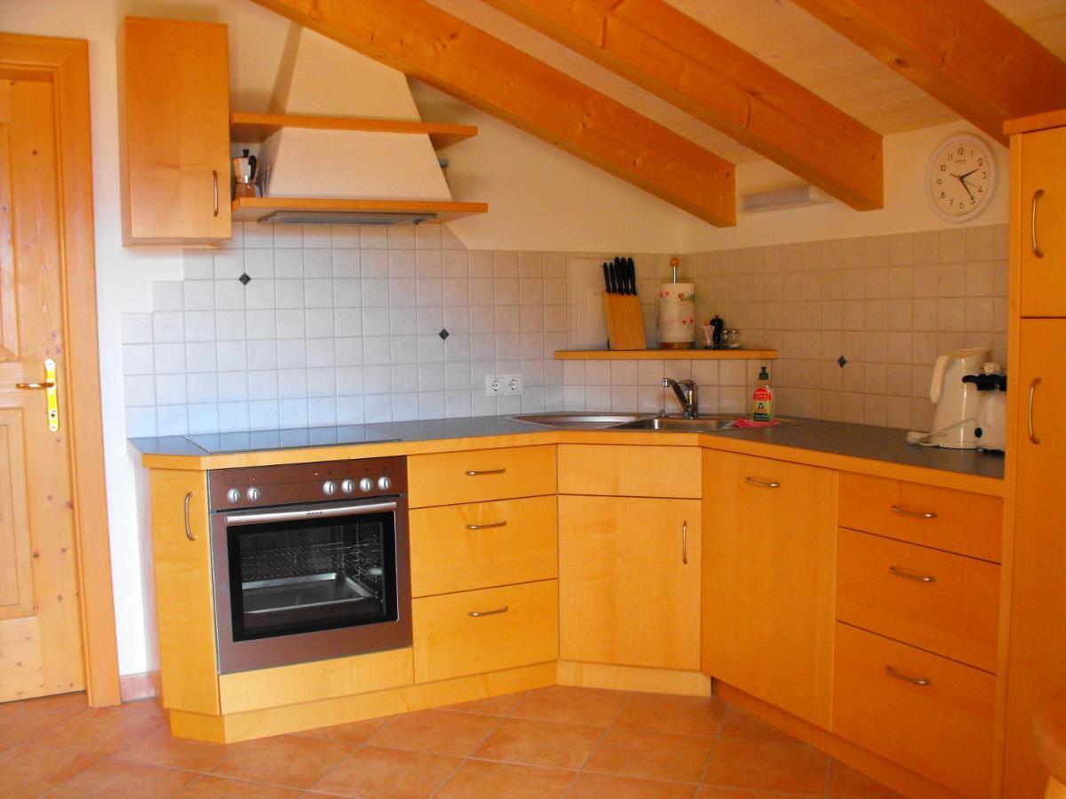 Weingut Eberlehof Apartment Болзано Екстериор снимка